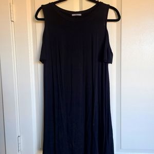 Jolie Dress Size Medium